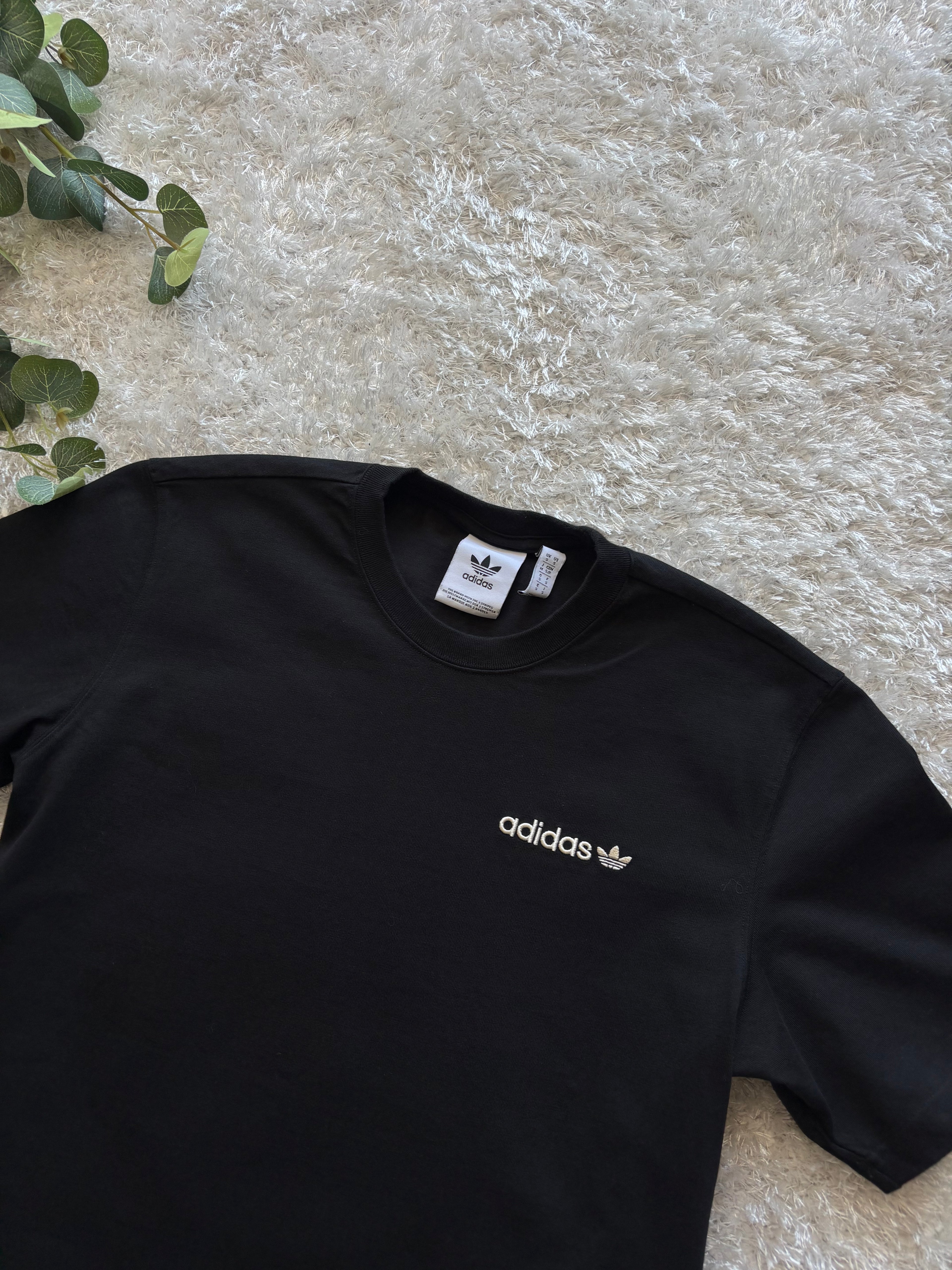 Adidas T-Shirt