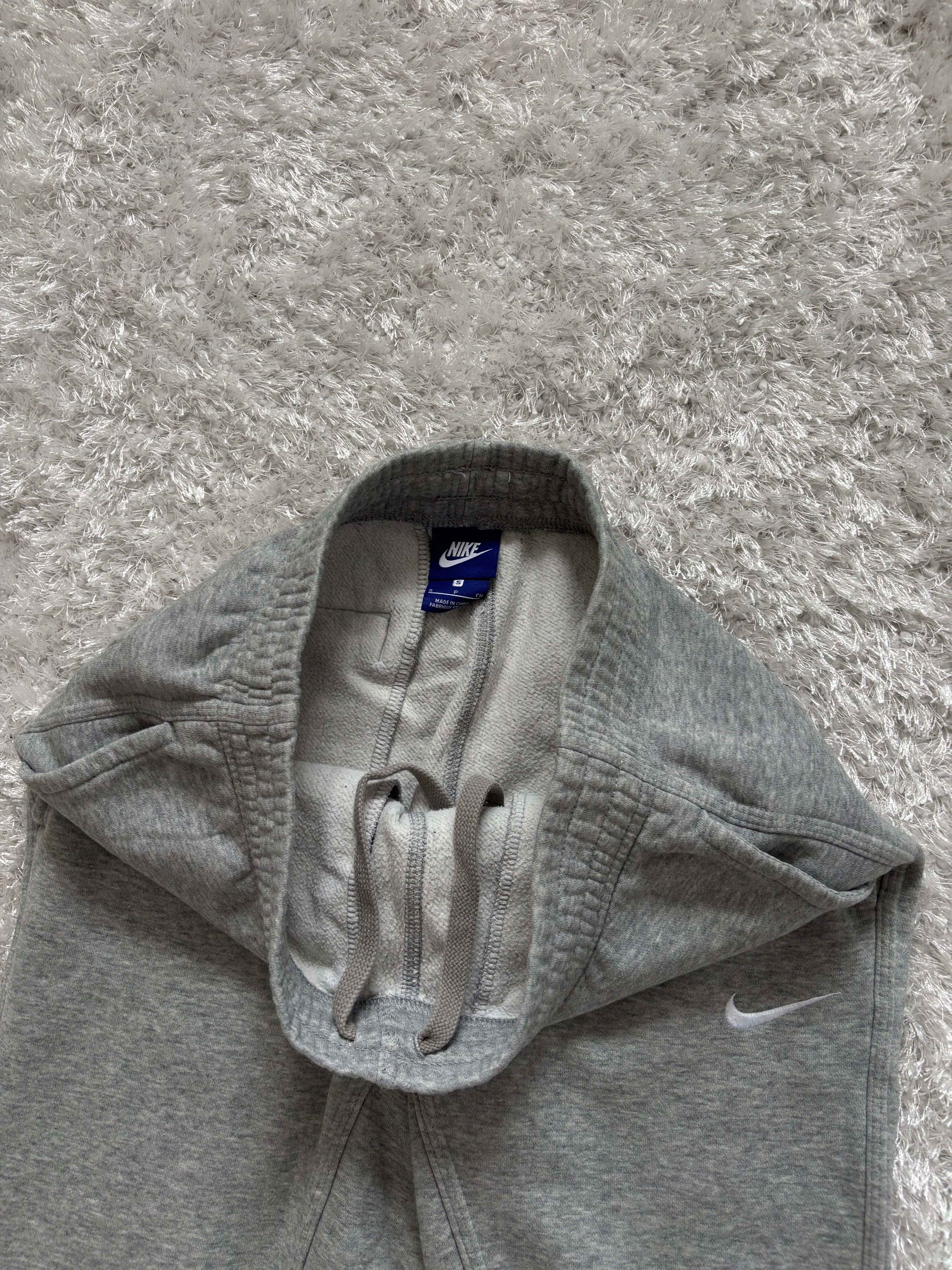 Nike TrackPants