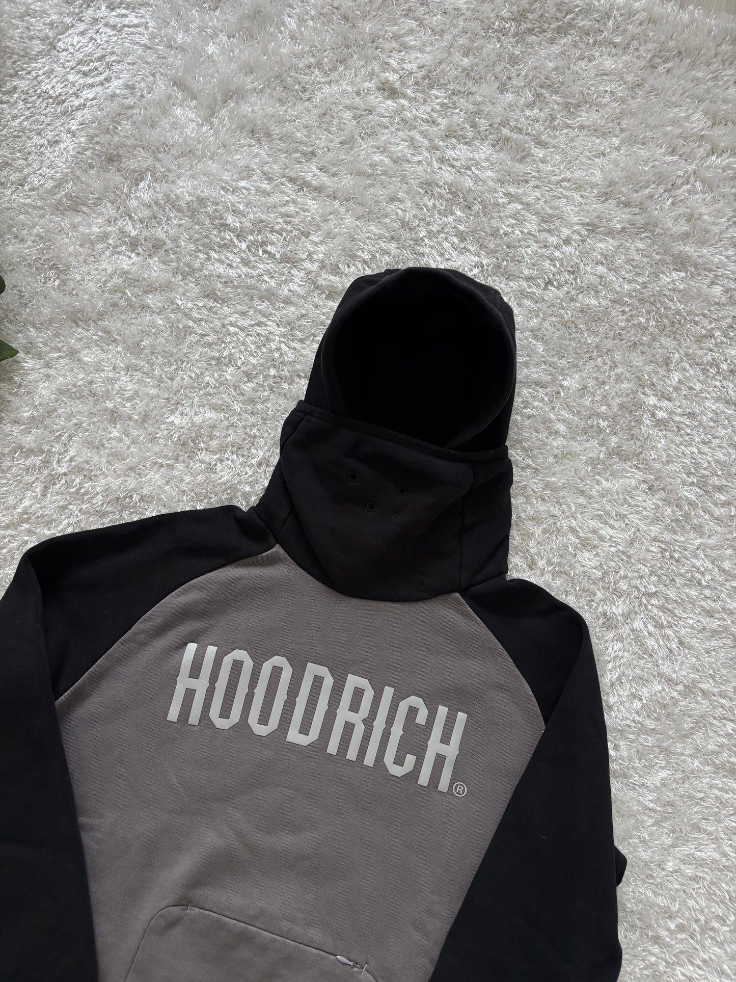 HOODRICH Set