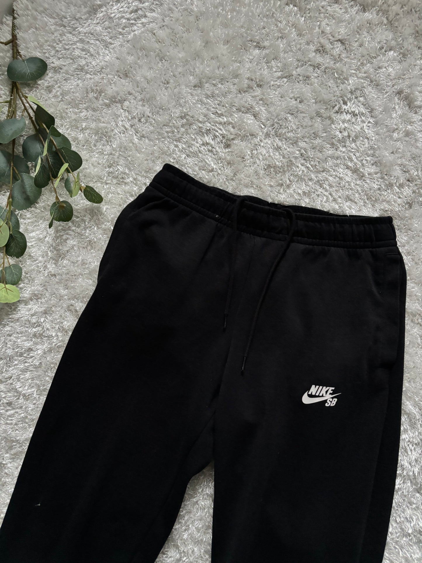Nike SB TrackPants
