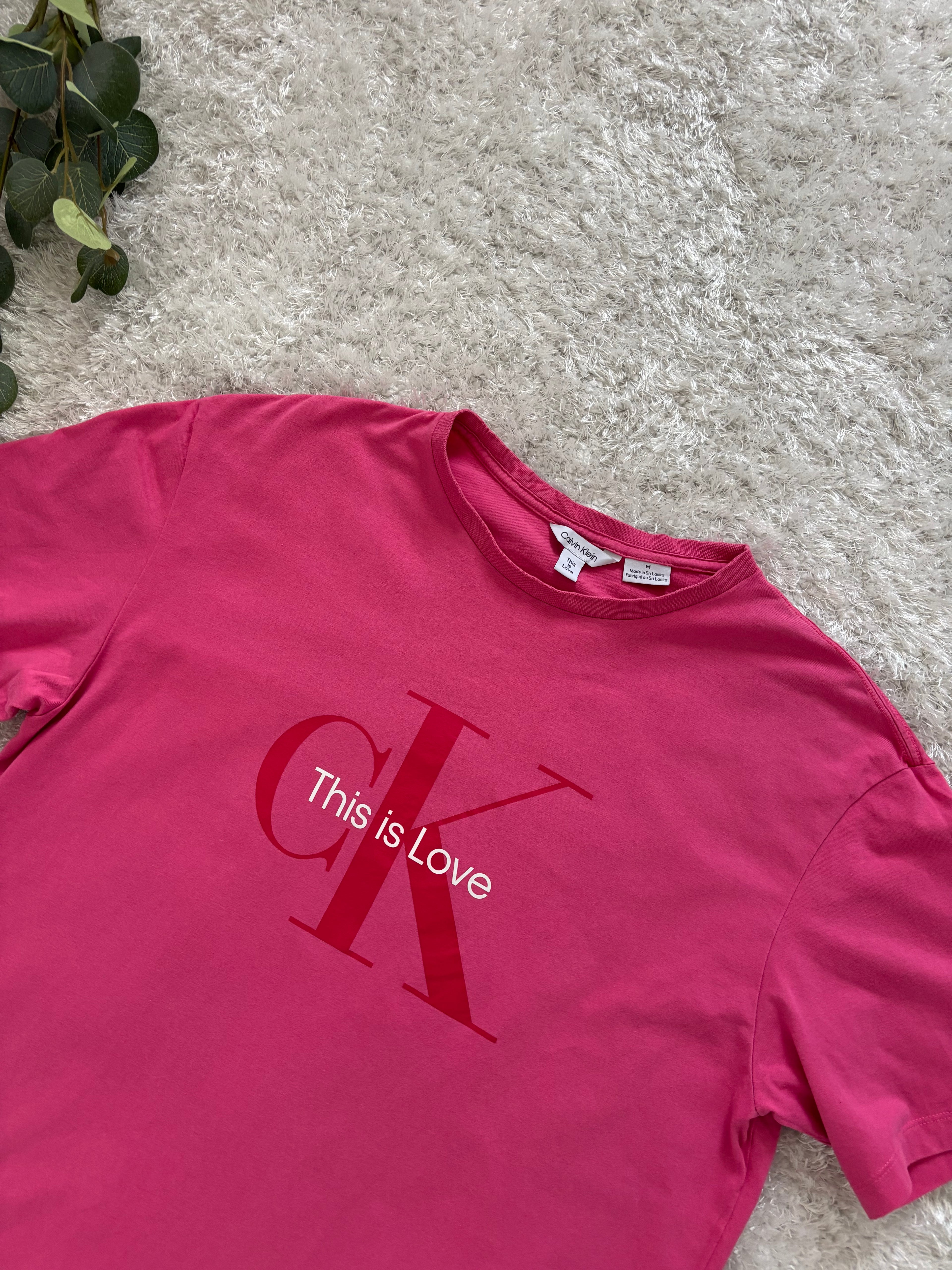Calvin Klein T-Shirt