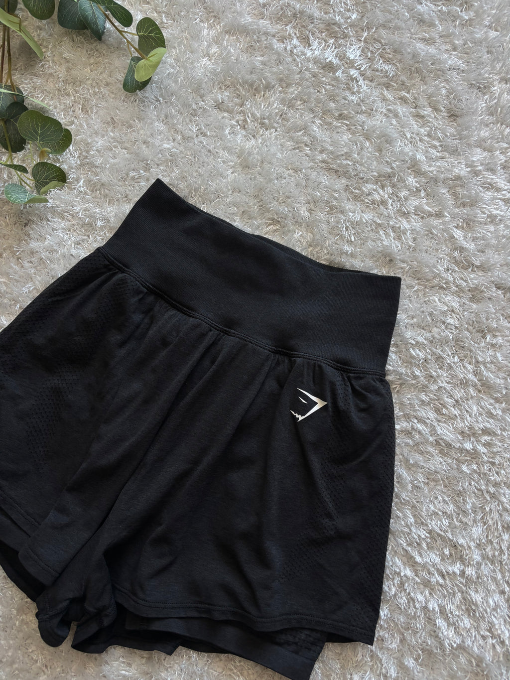 GymShark Shorts with leggings