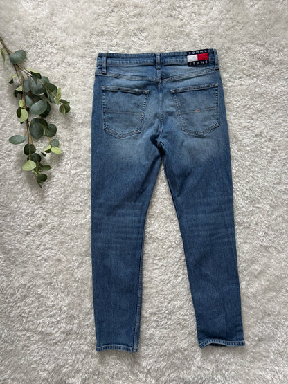 Tommy Hilfiger Jeans (34)