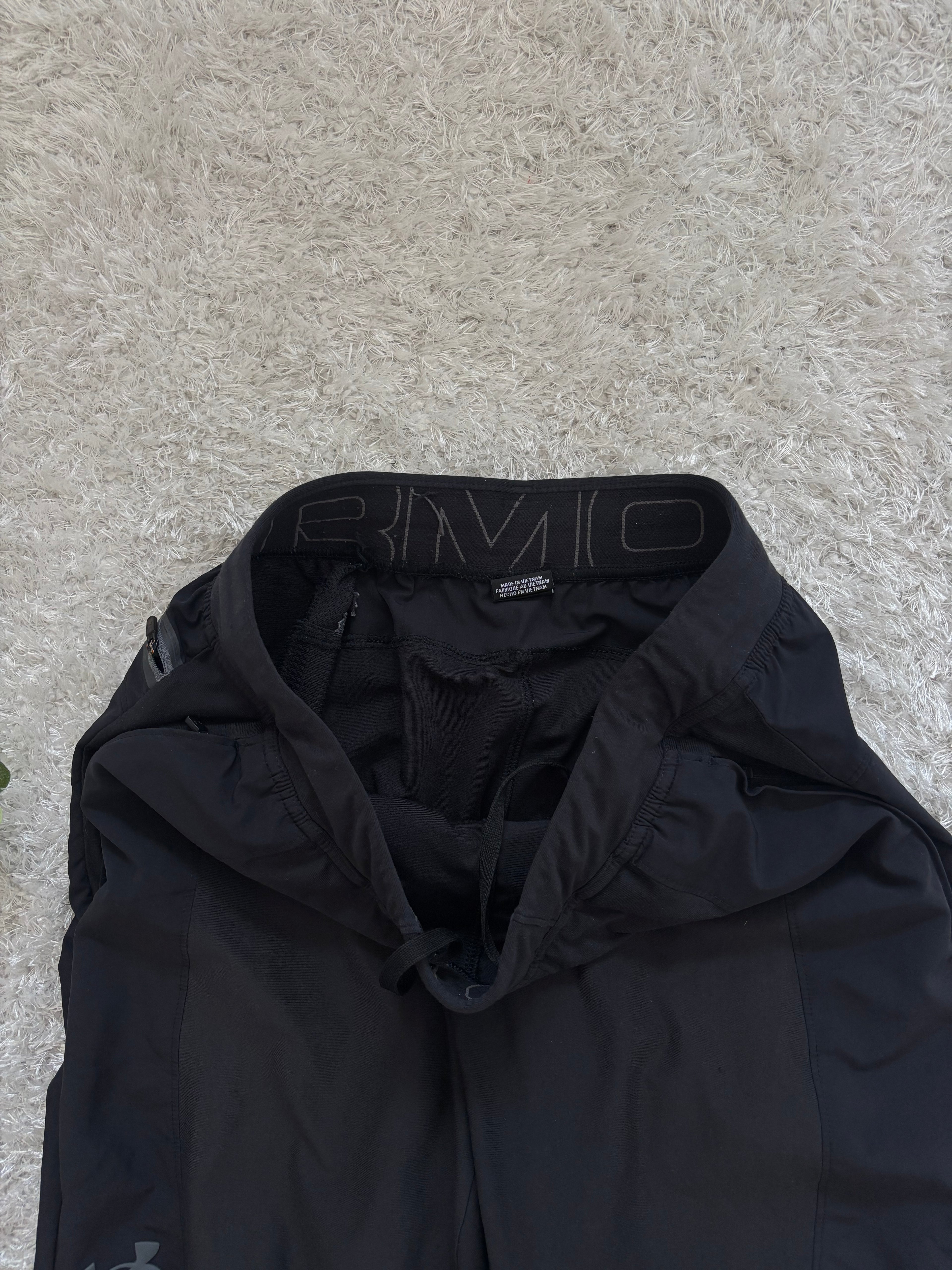 Under Armour TrackPants