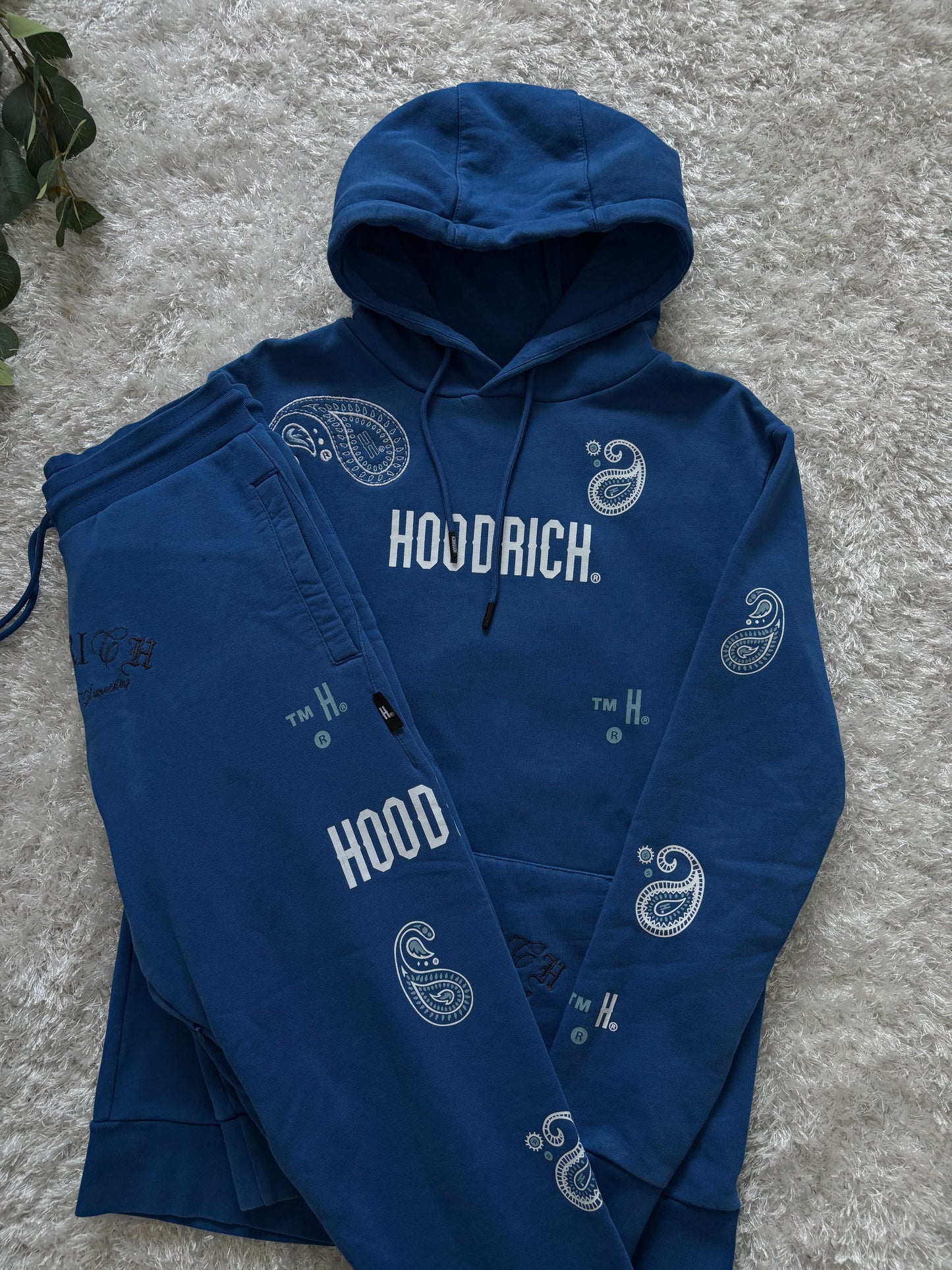 HOODRICH Set