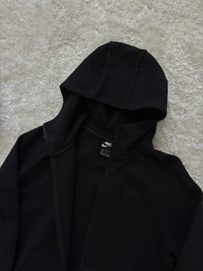 Nike Tech Fleece