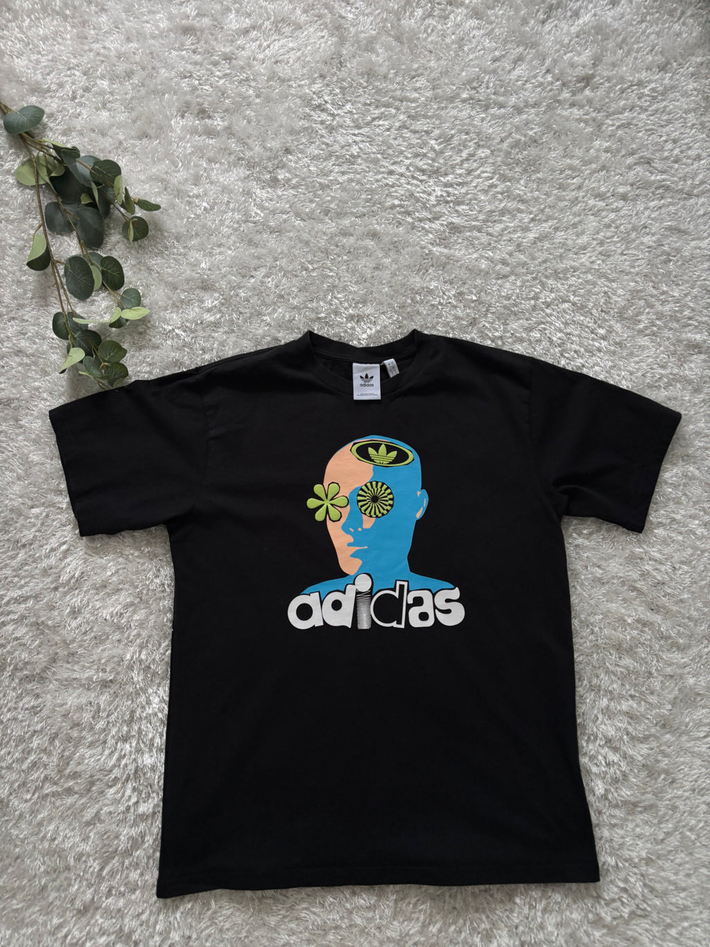 Adidas T-Shirt