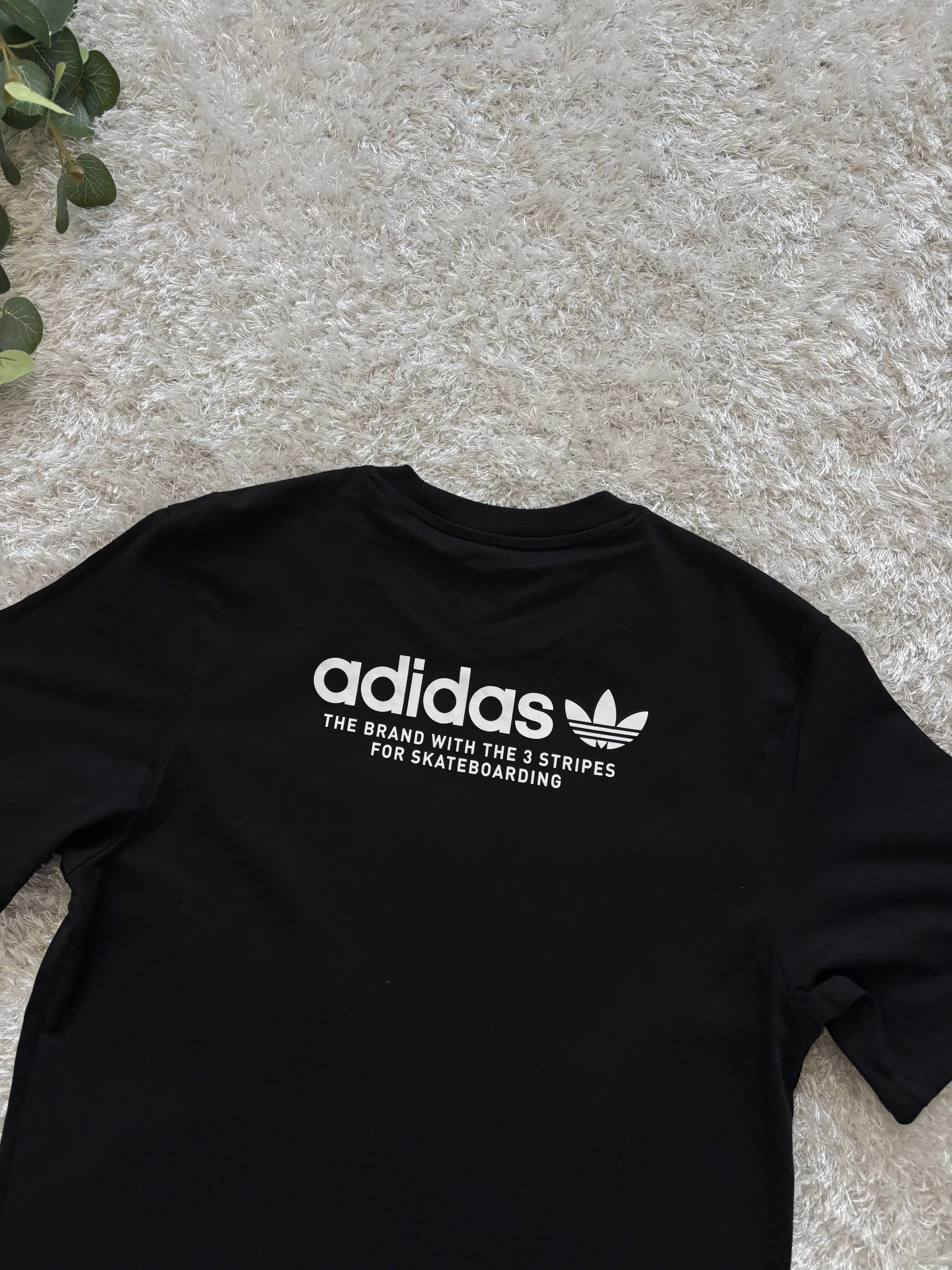 Adidas T-shirt