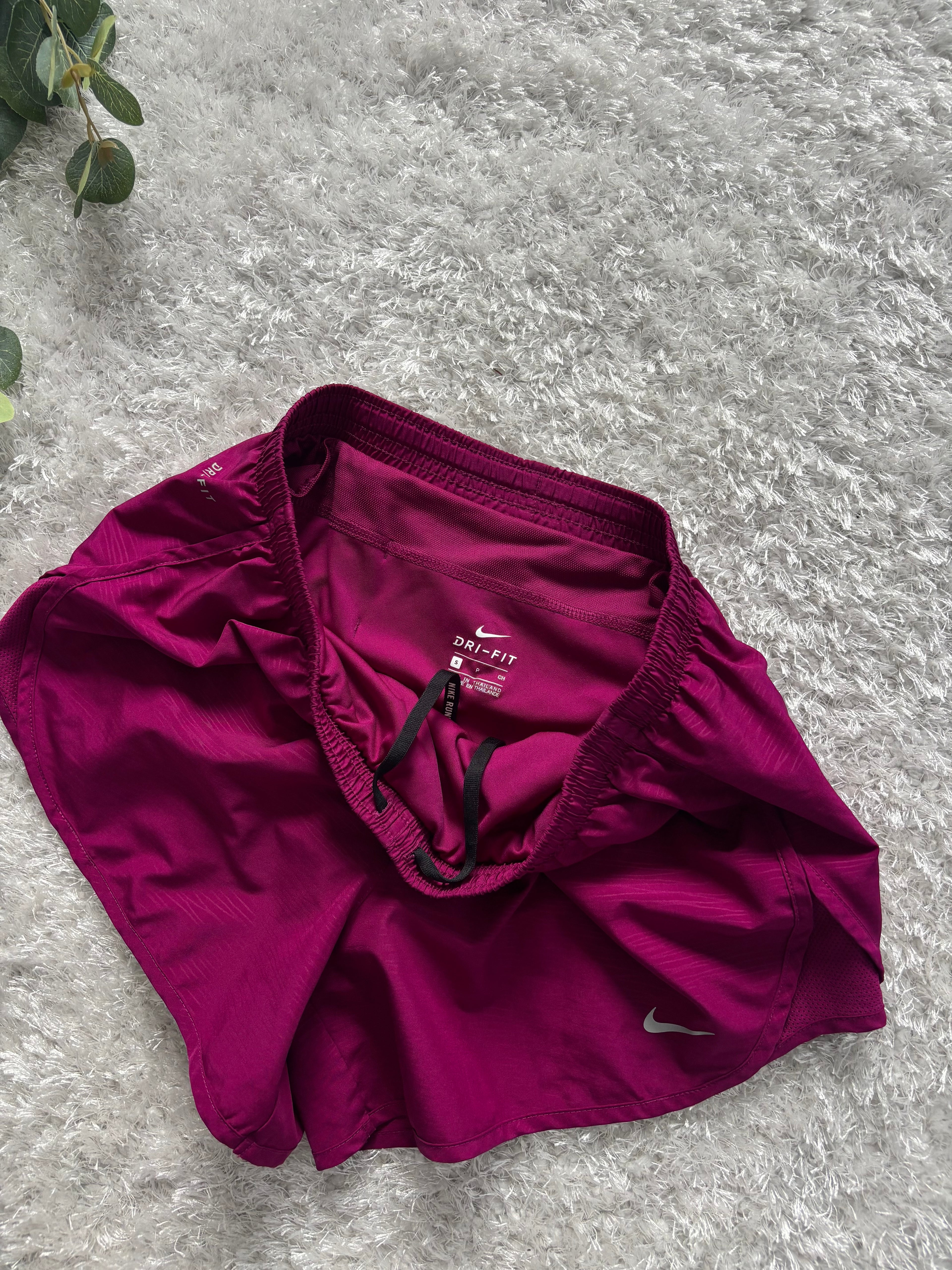 Nike Shorts (Дамско)