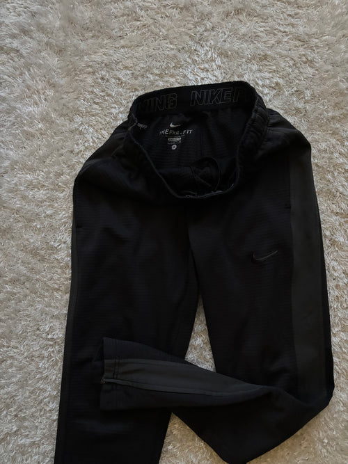 Nike TrackPants