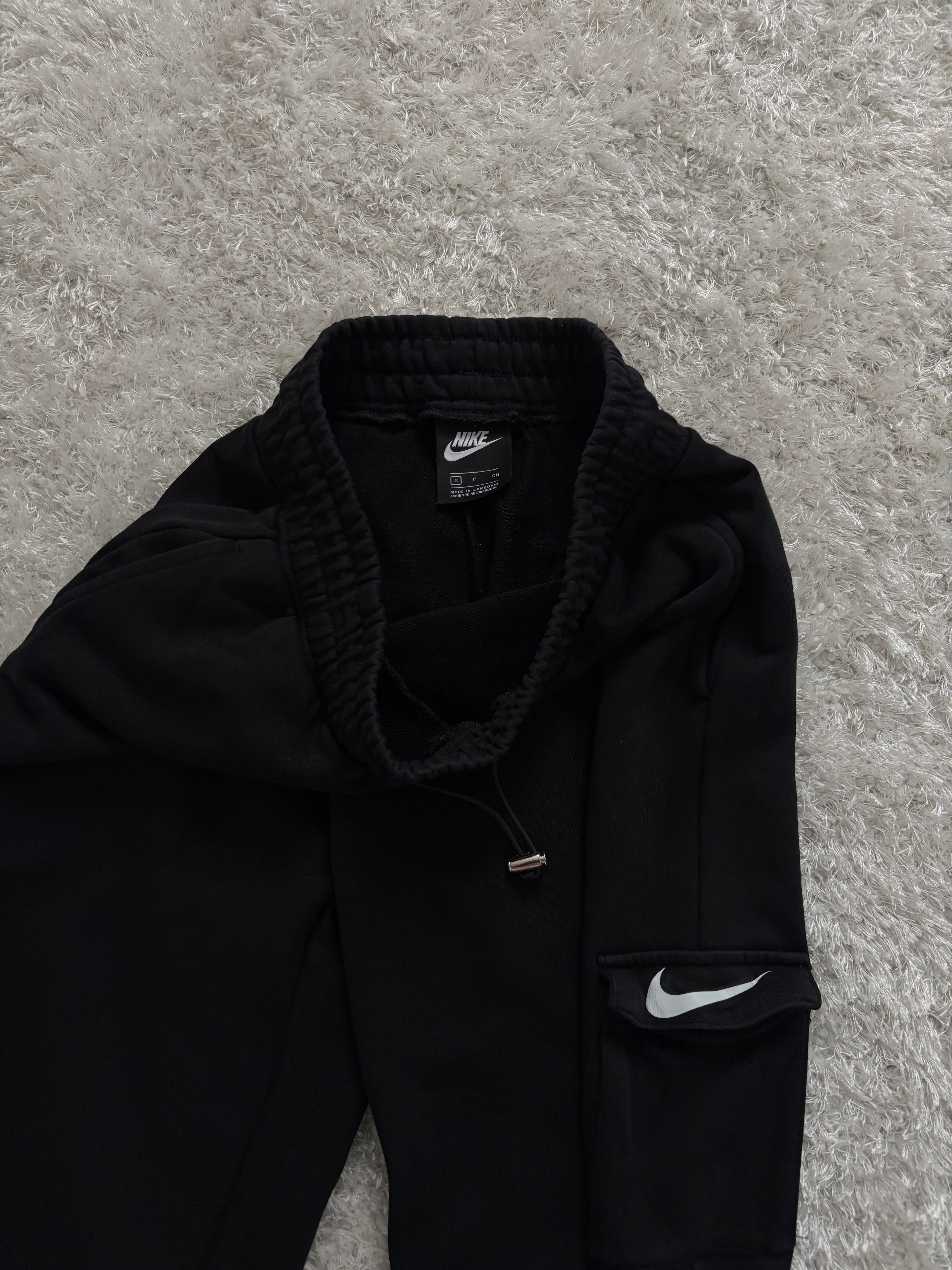 Nike CargoPants