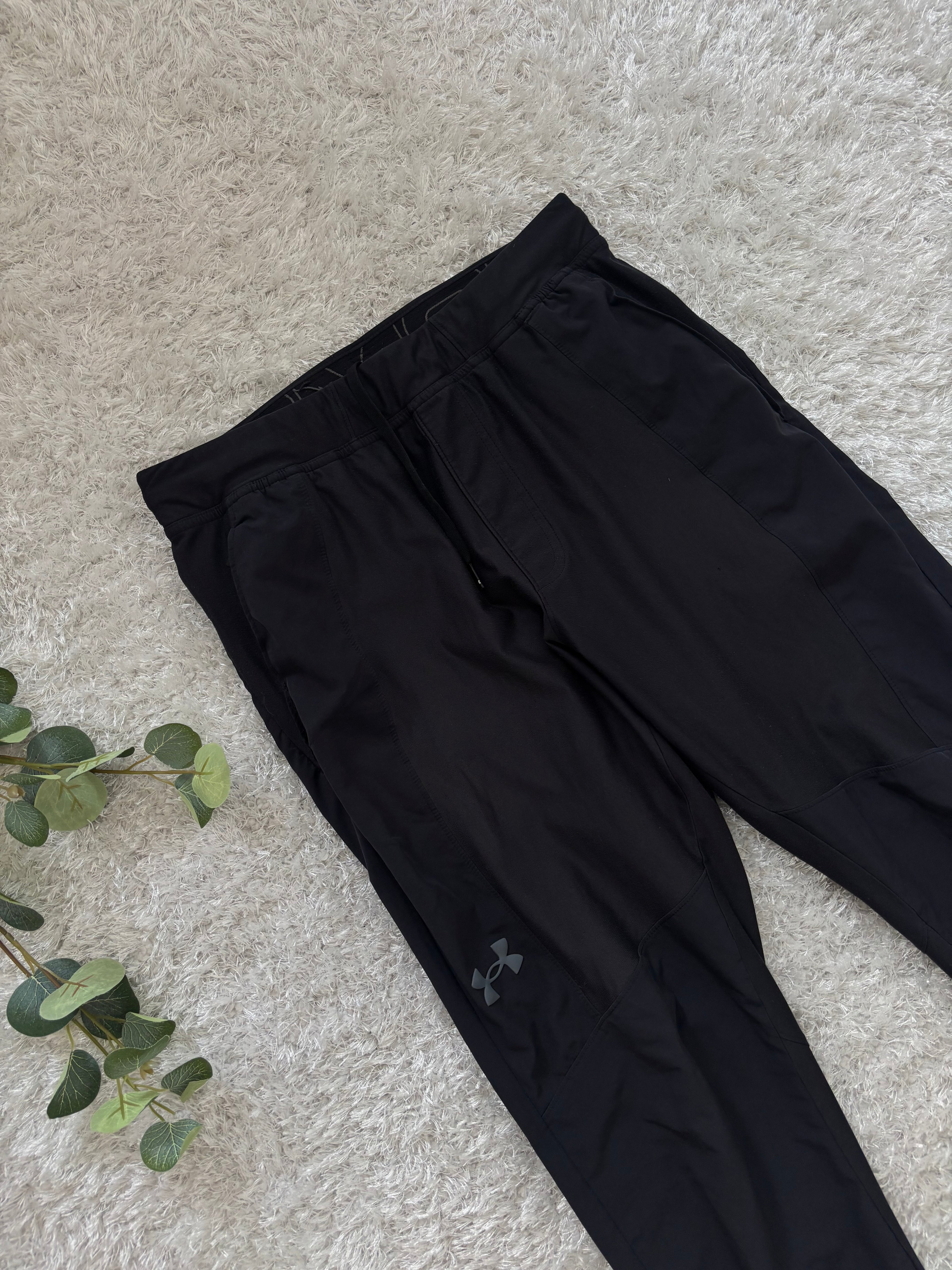 Under Armour TrackPants