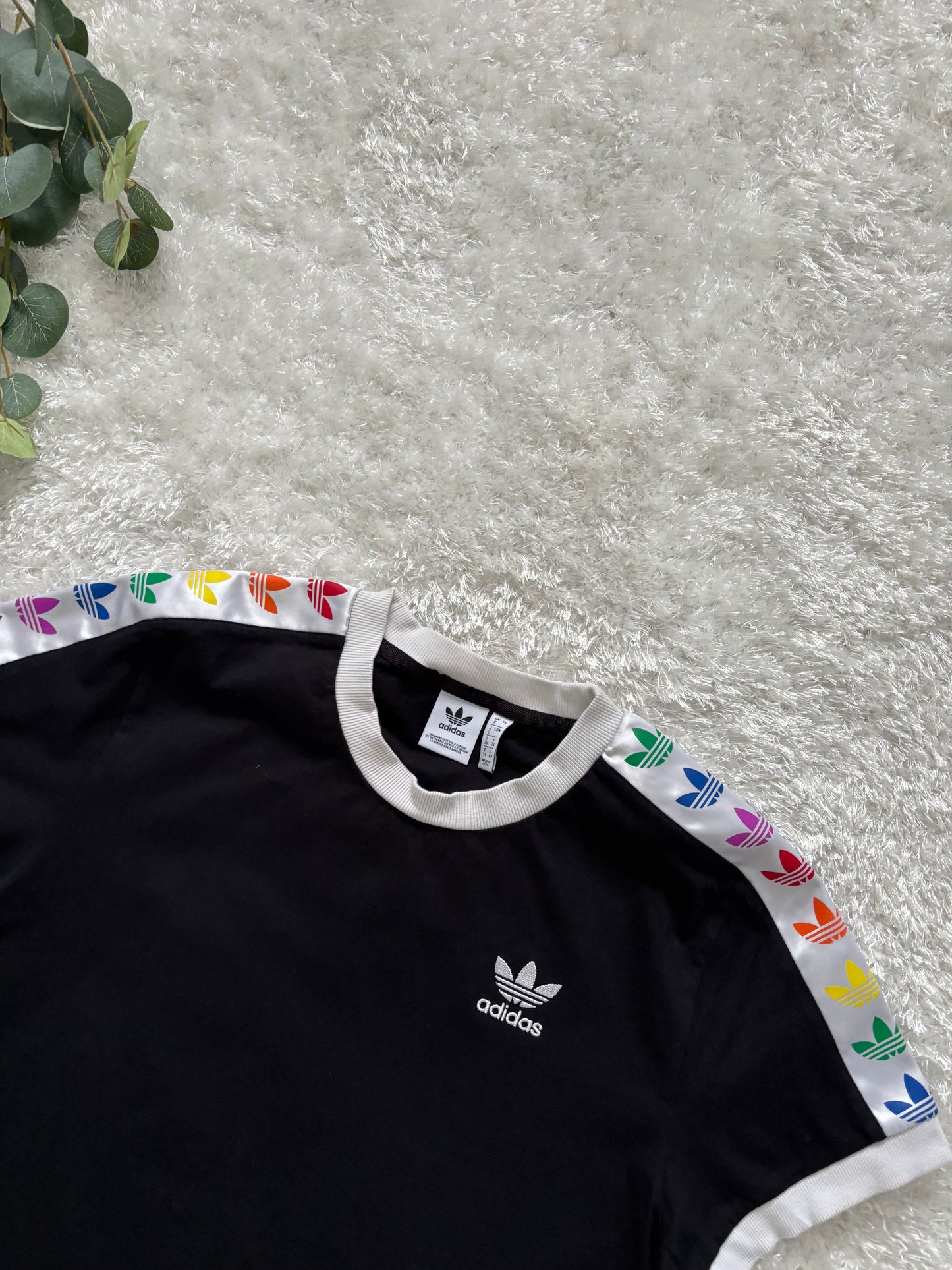 Adidas T-Shirt