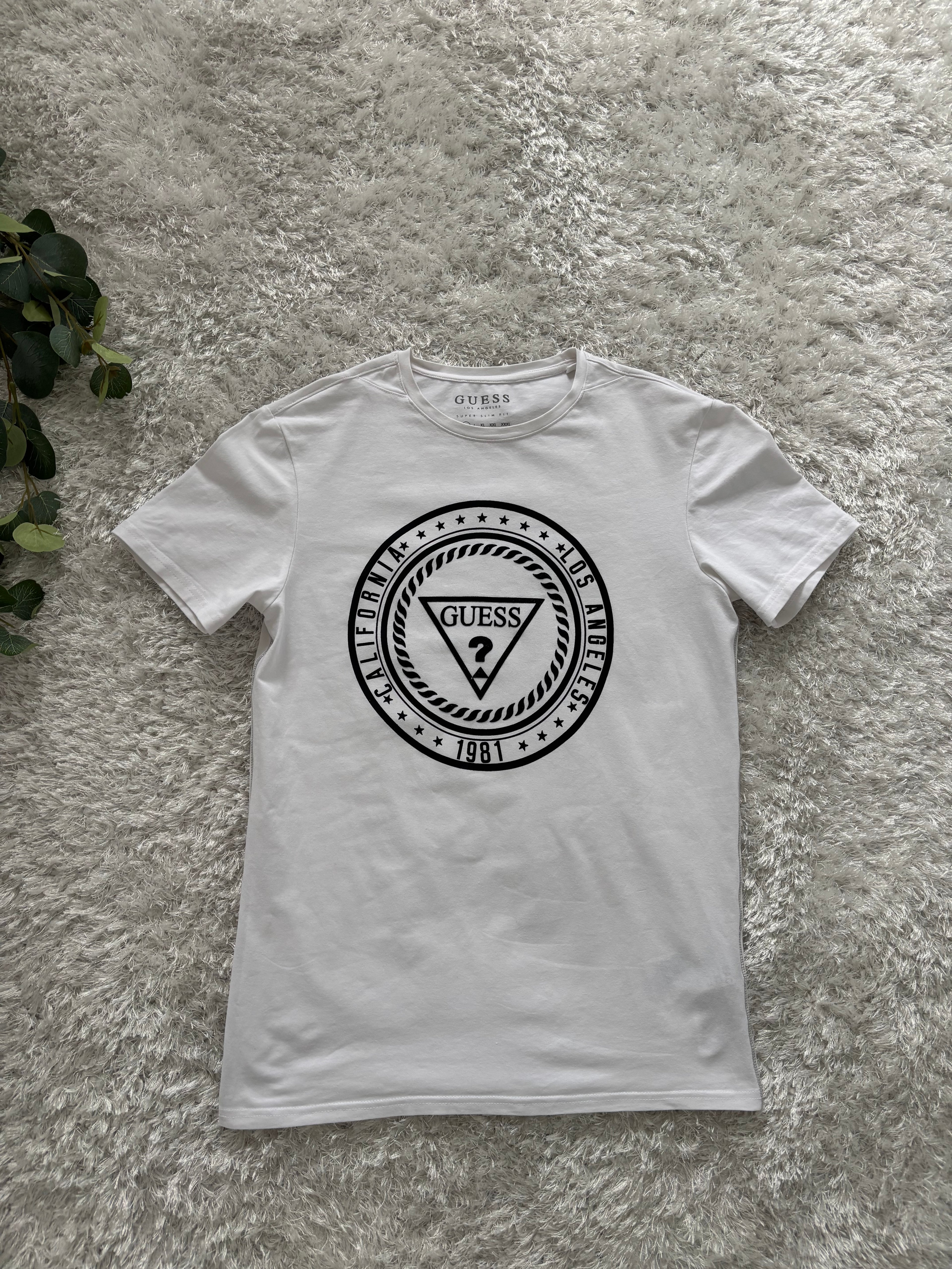 Guess T-Shirt