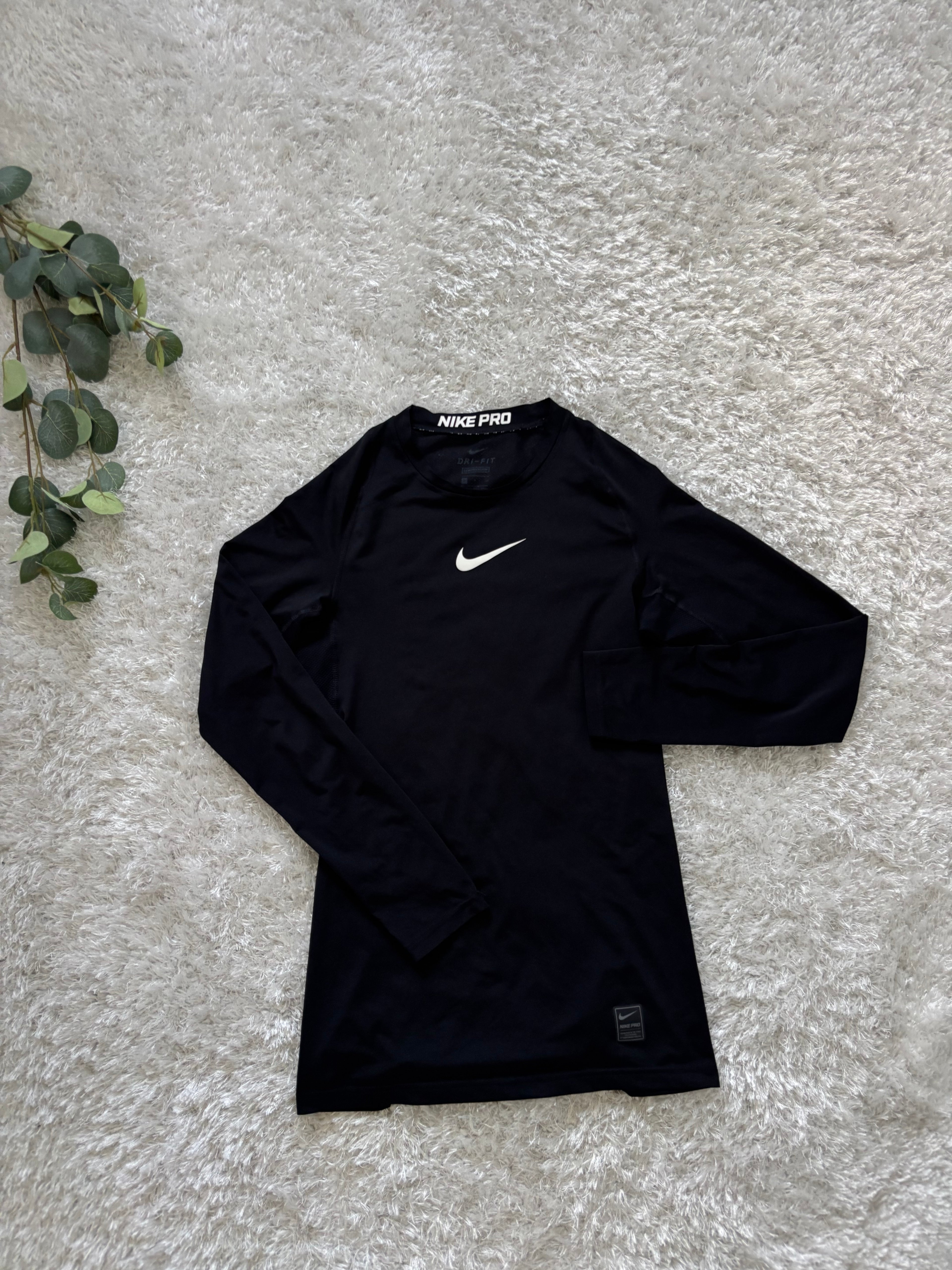Nike Pro