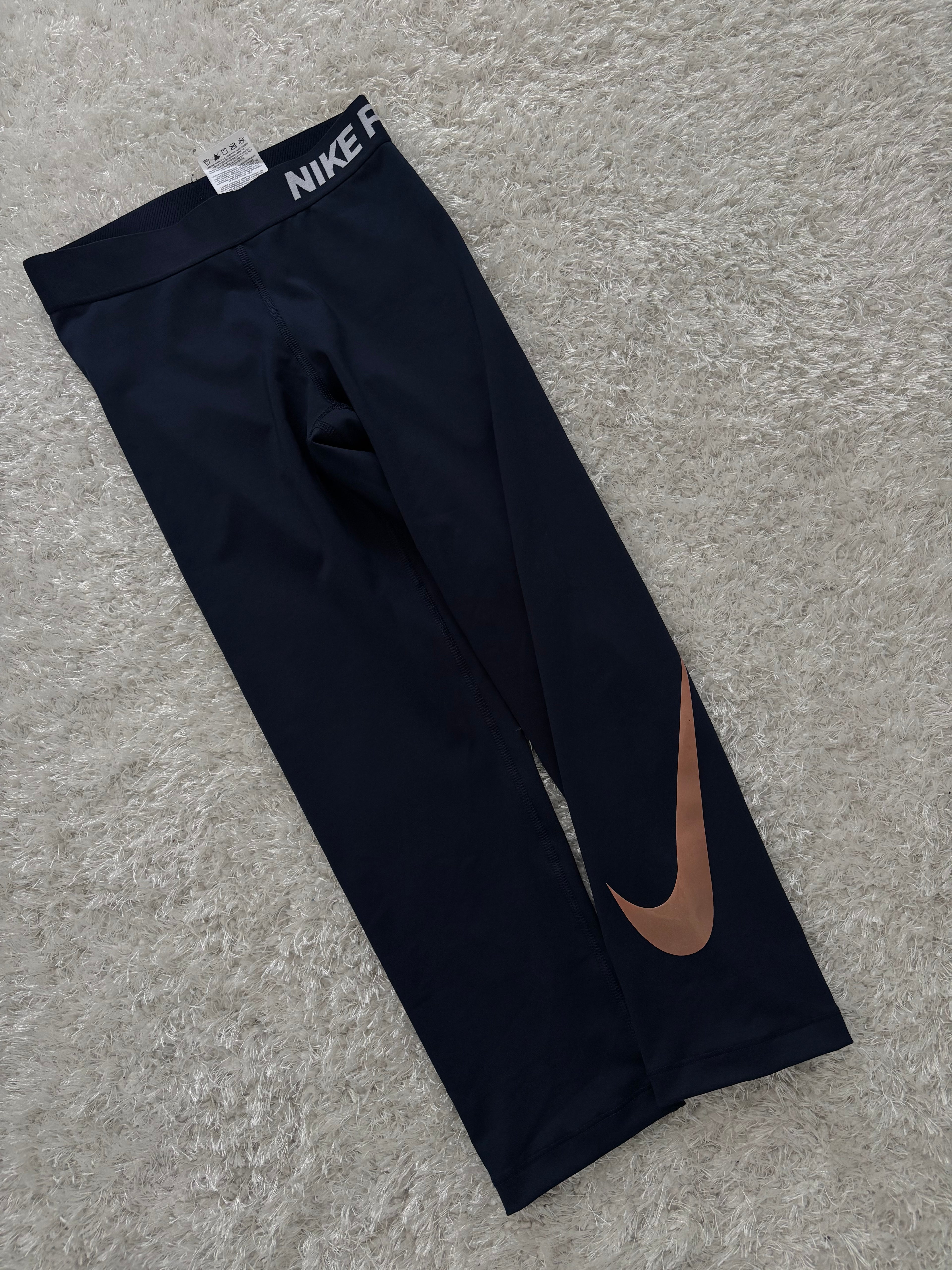 Nike Pro Leggings (Дамско)
