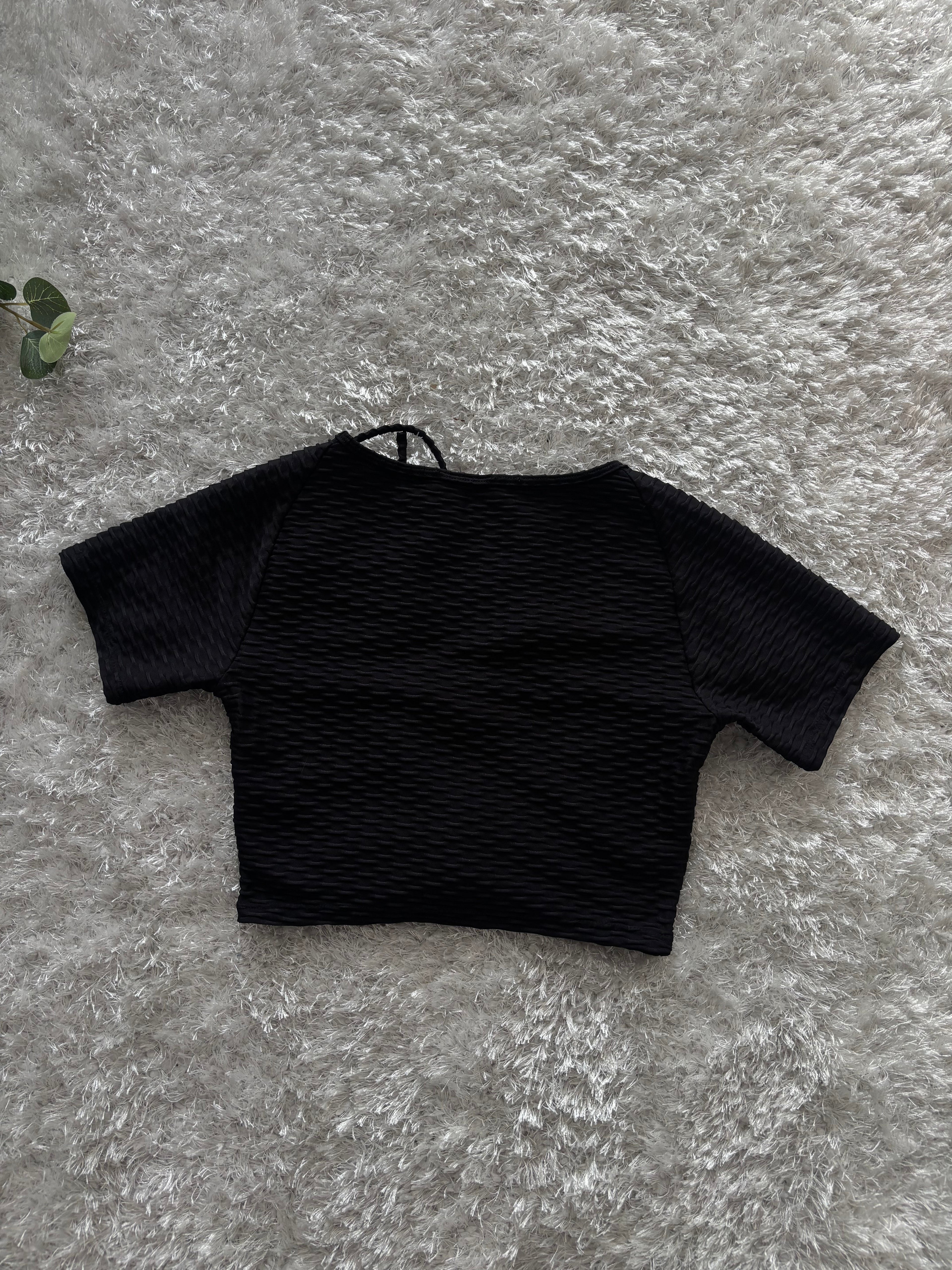 Guess Crop Top