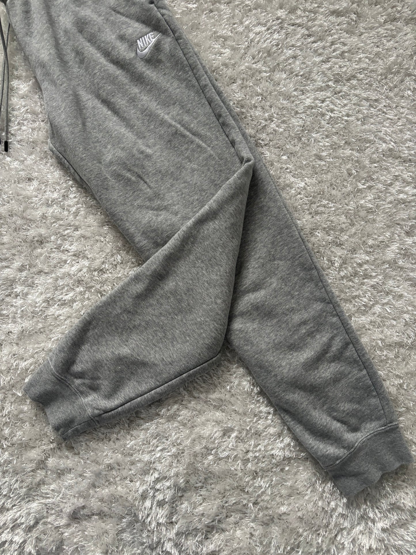 Nike TrackPants