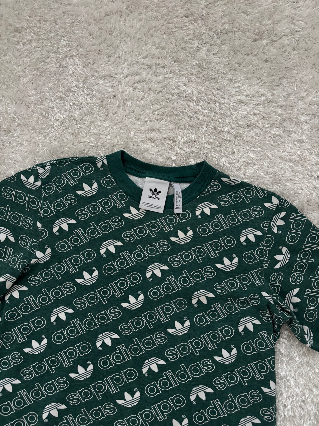 Adidas T-Shirt