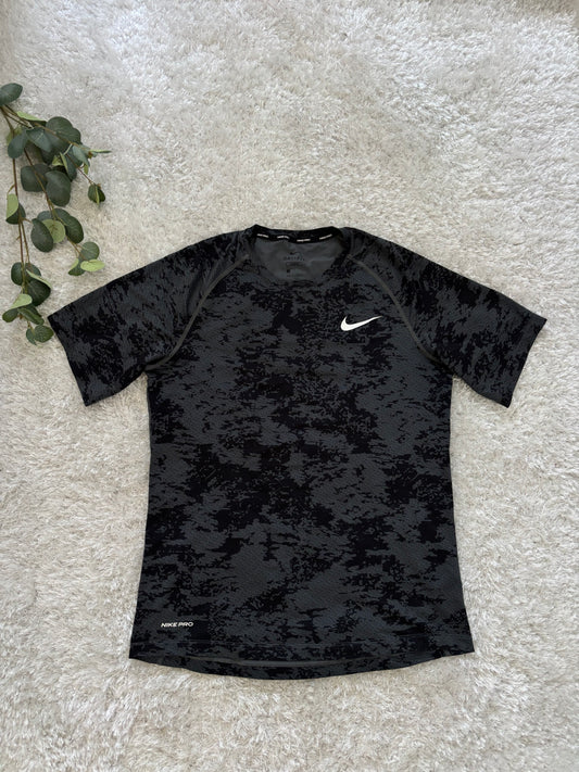 Nike Pro T-Shirt