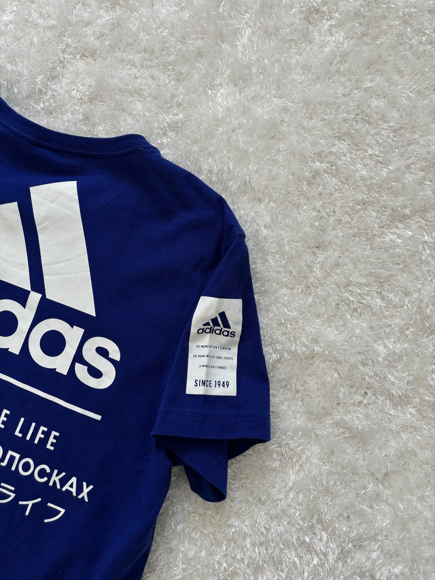 Adidas T-Shirt