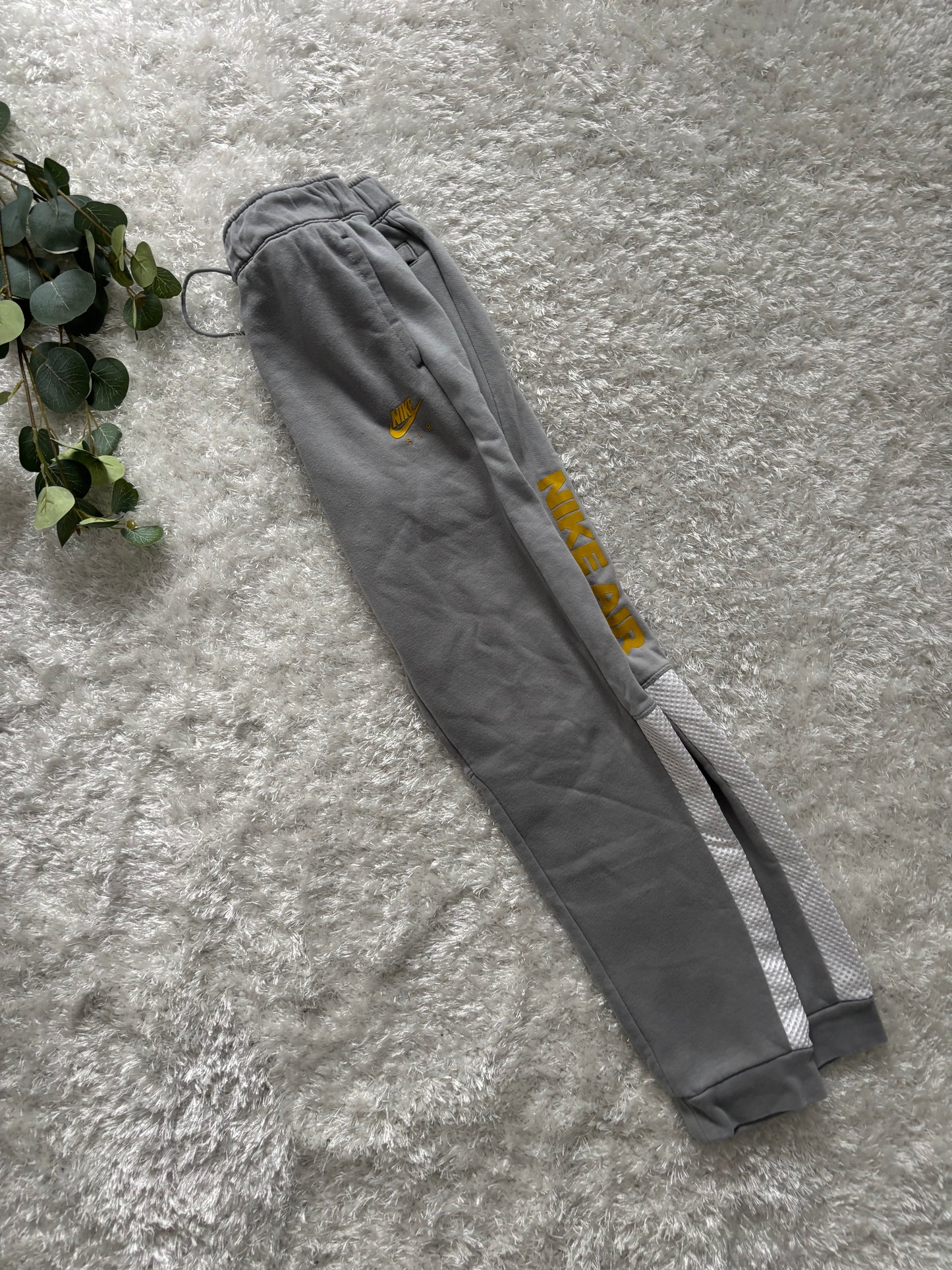 Nike TrackPants