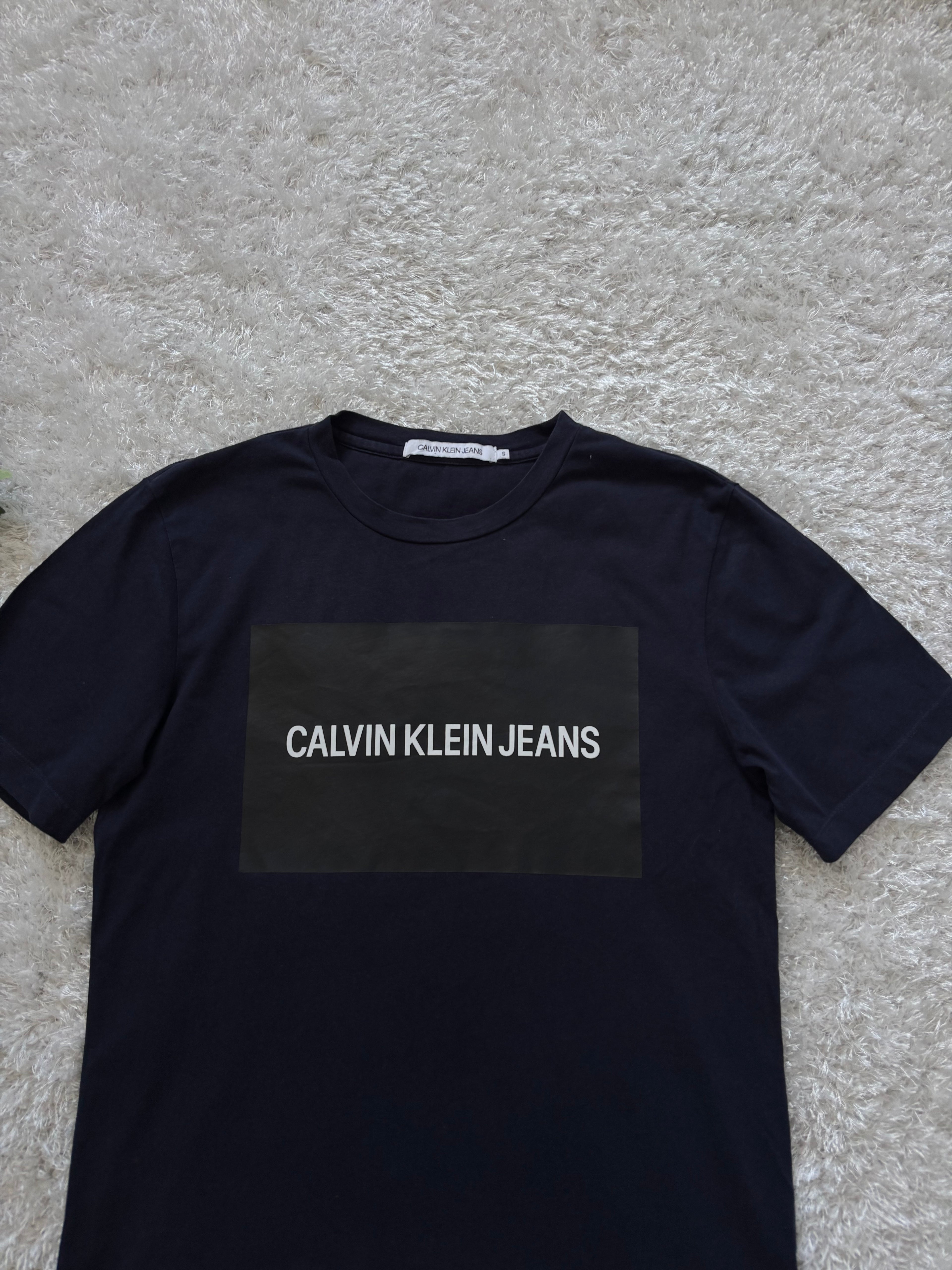 Calvin Klein T-Shirt