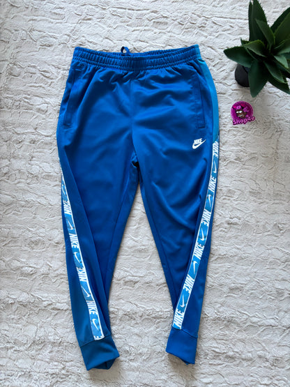 Nike TrackPants
