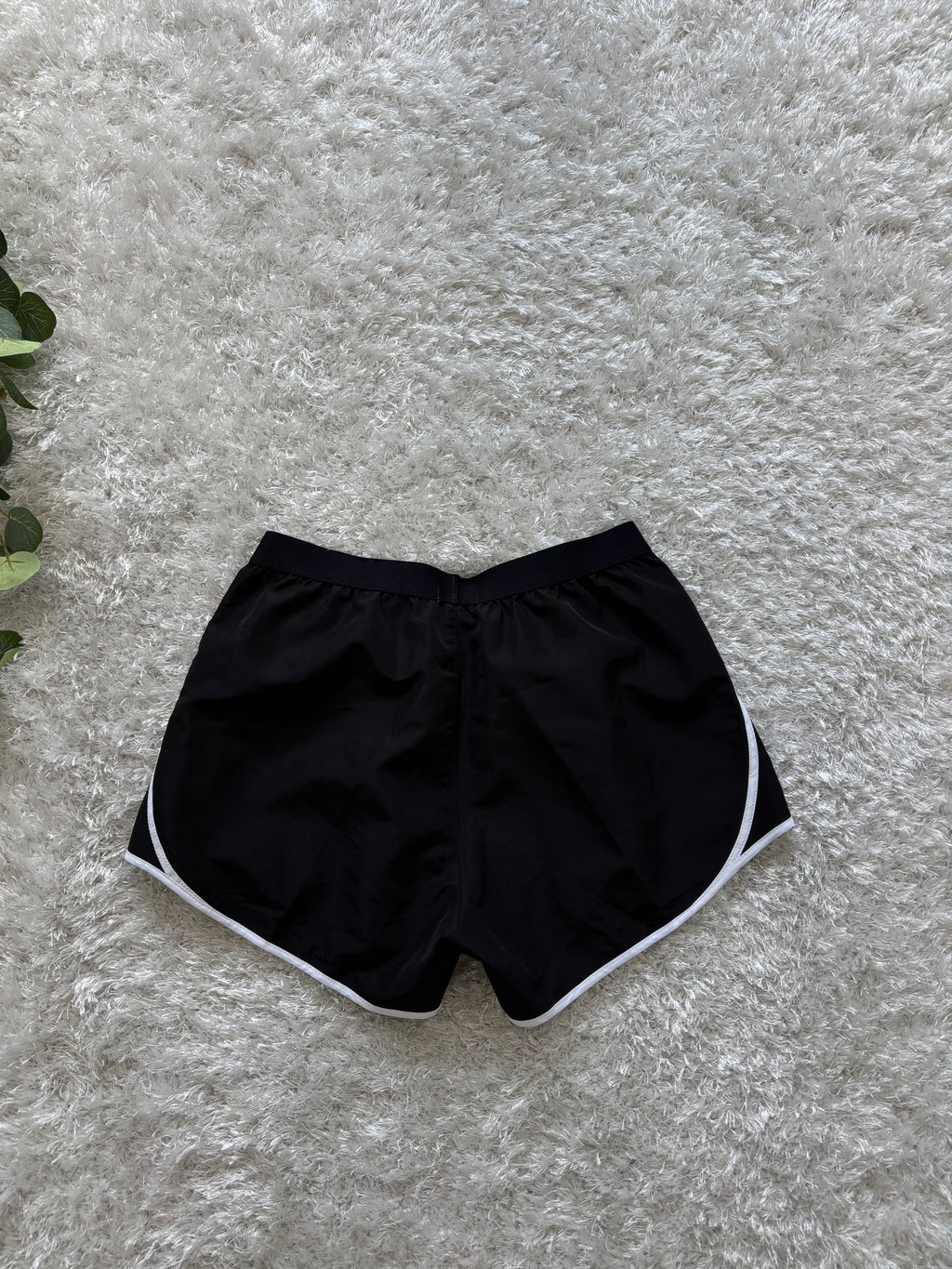 Calvin Klein Shorts (Дамско)