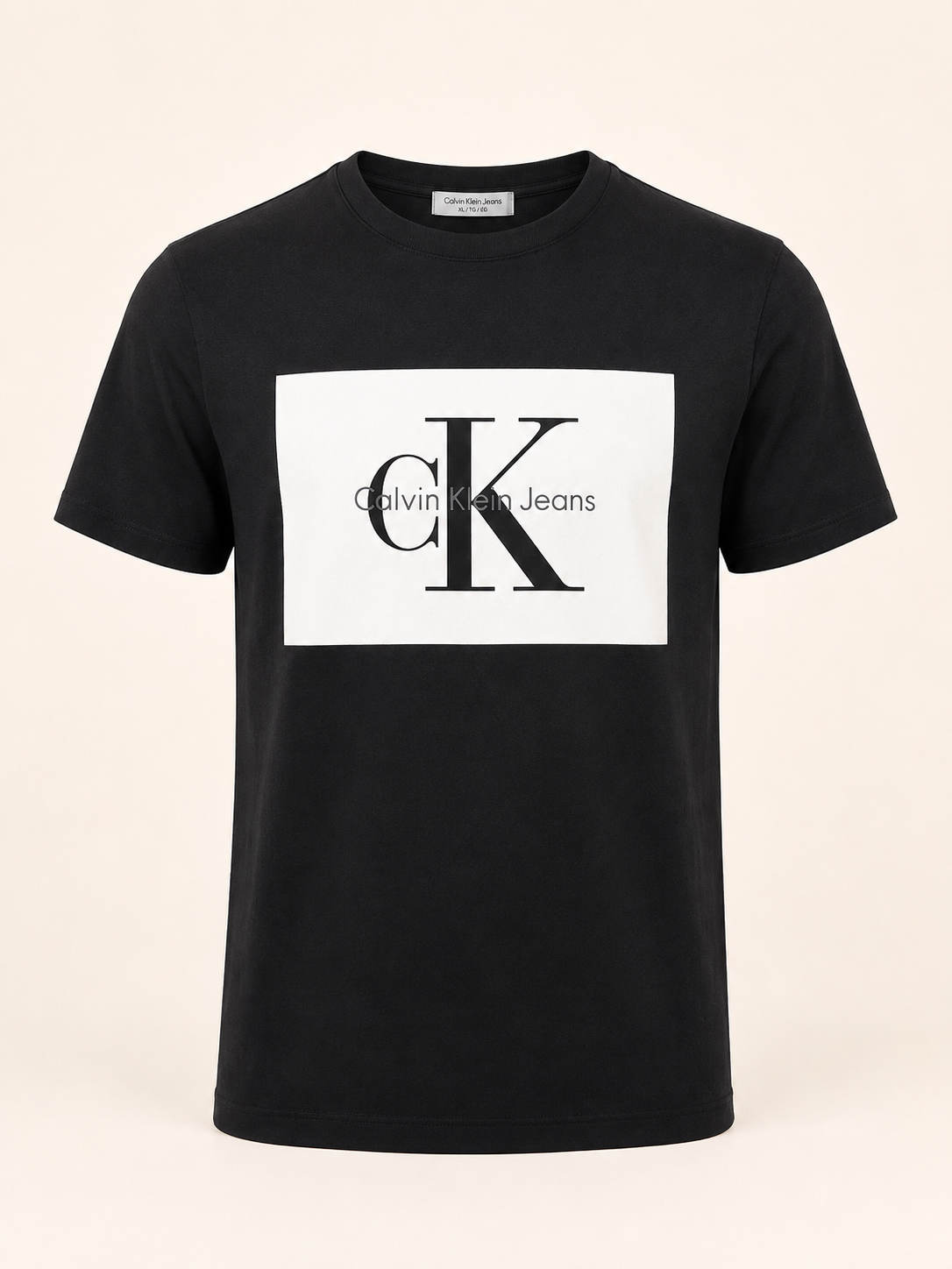 Calvin Klein T-Shirt
