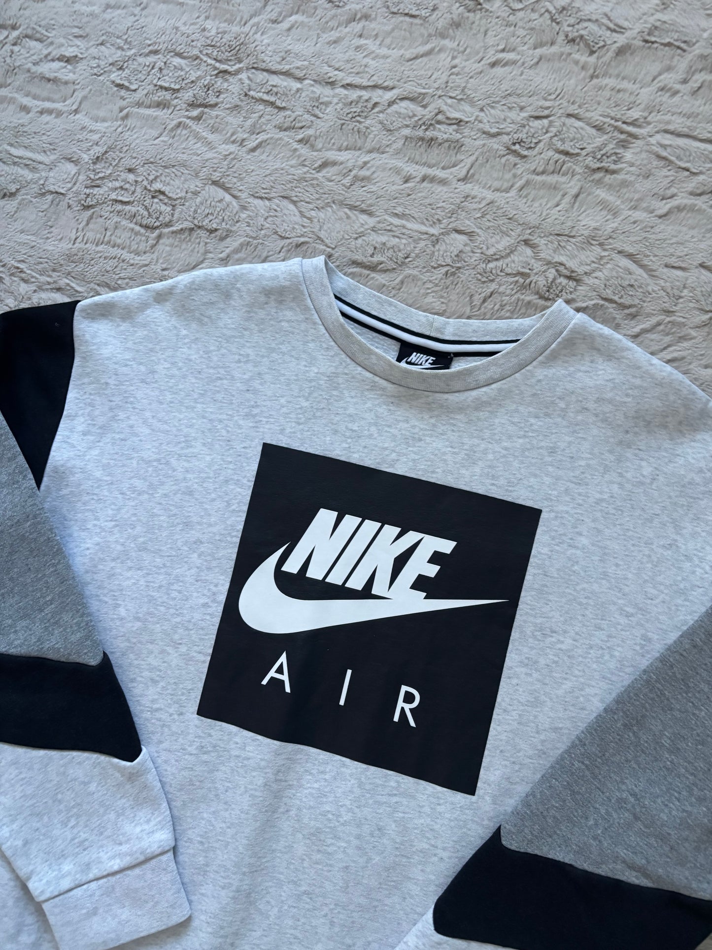 Nike Air Max Long Sleeve