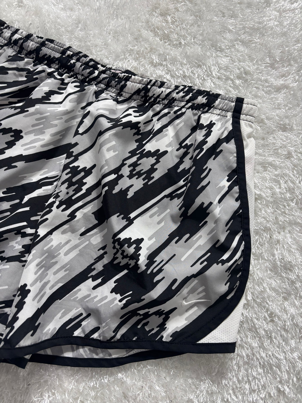 Nike Shorts (Дамско)