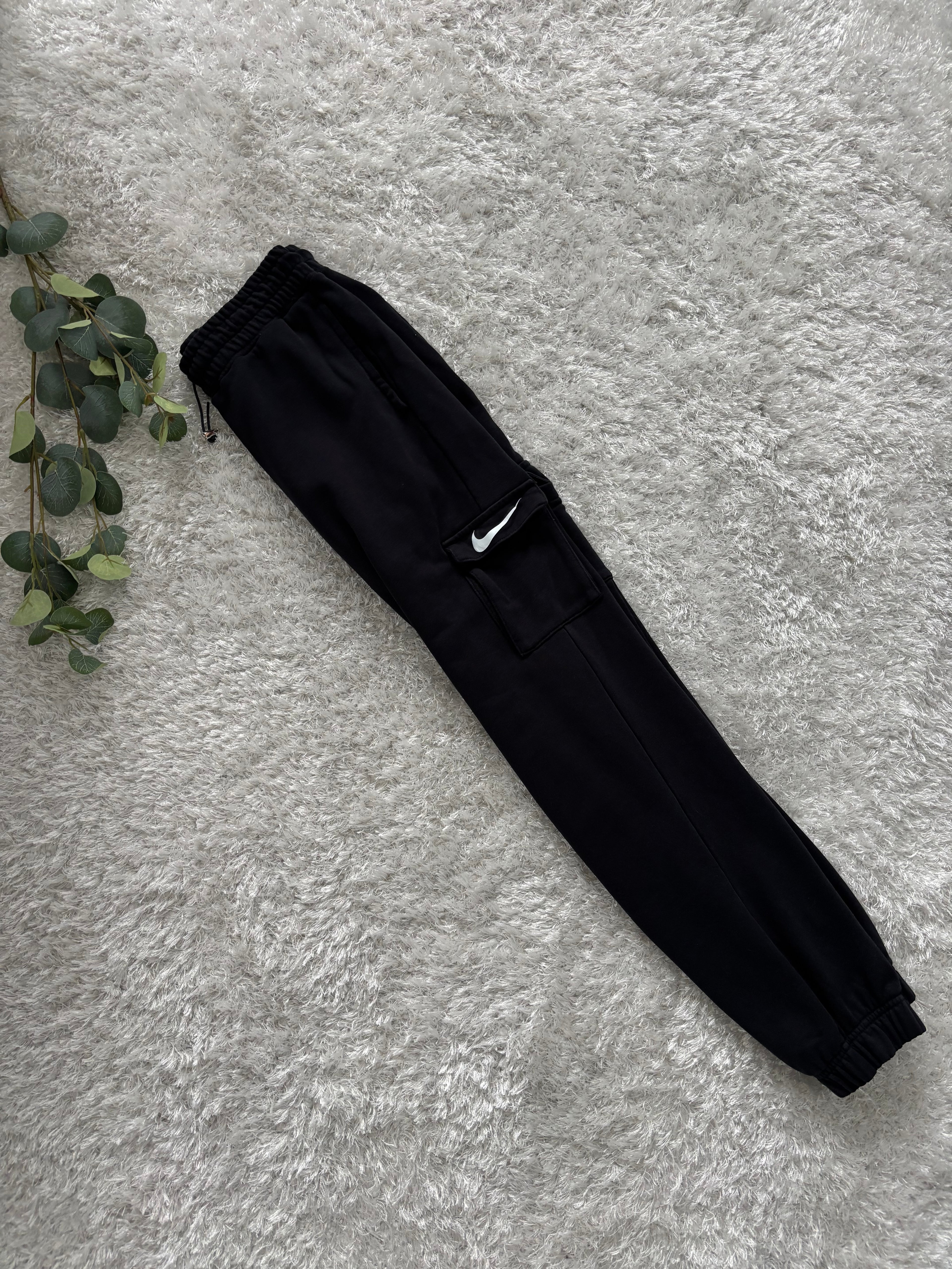 Nike CargoPants