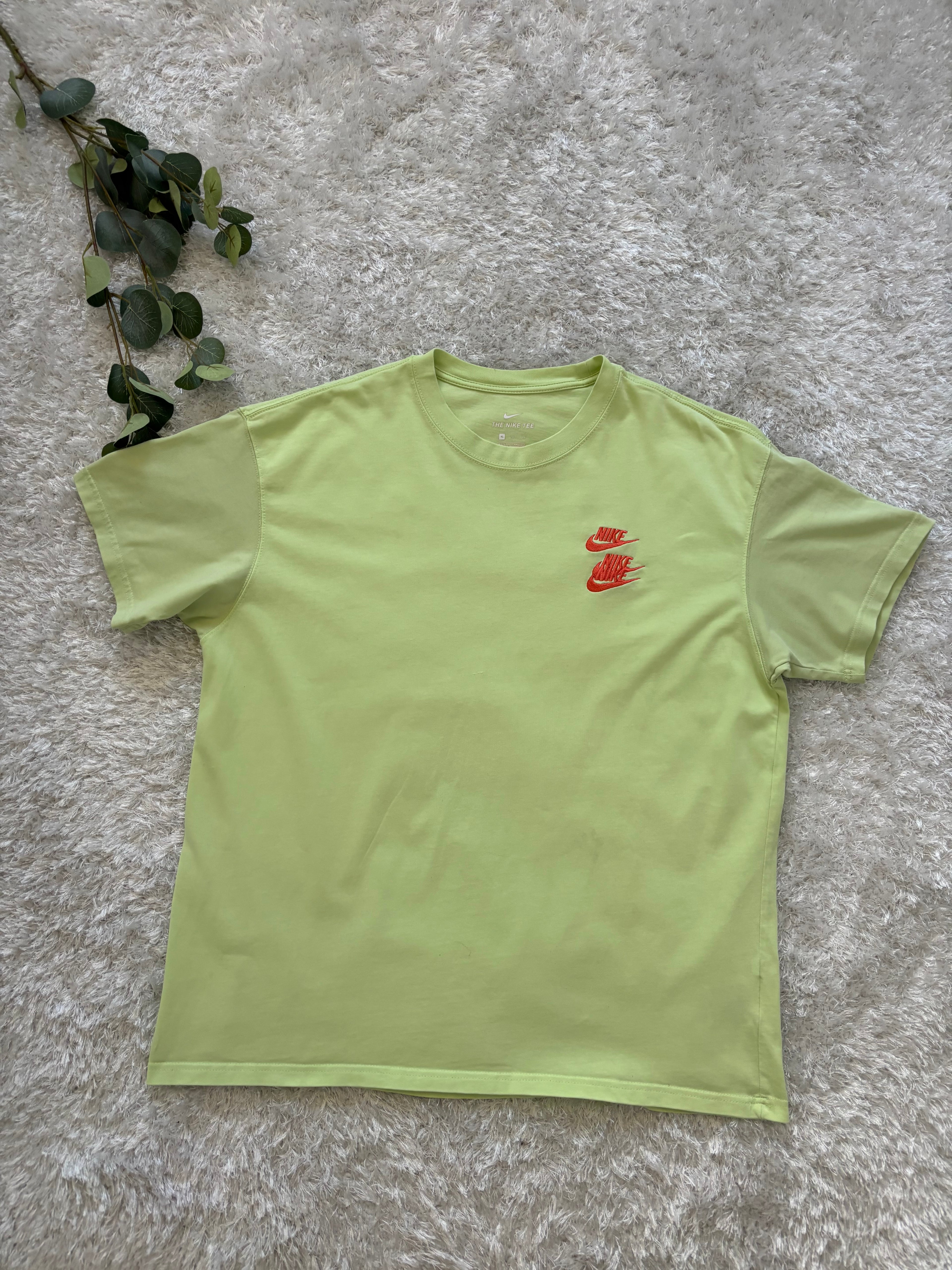 Nike Tee