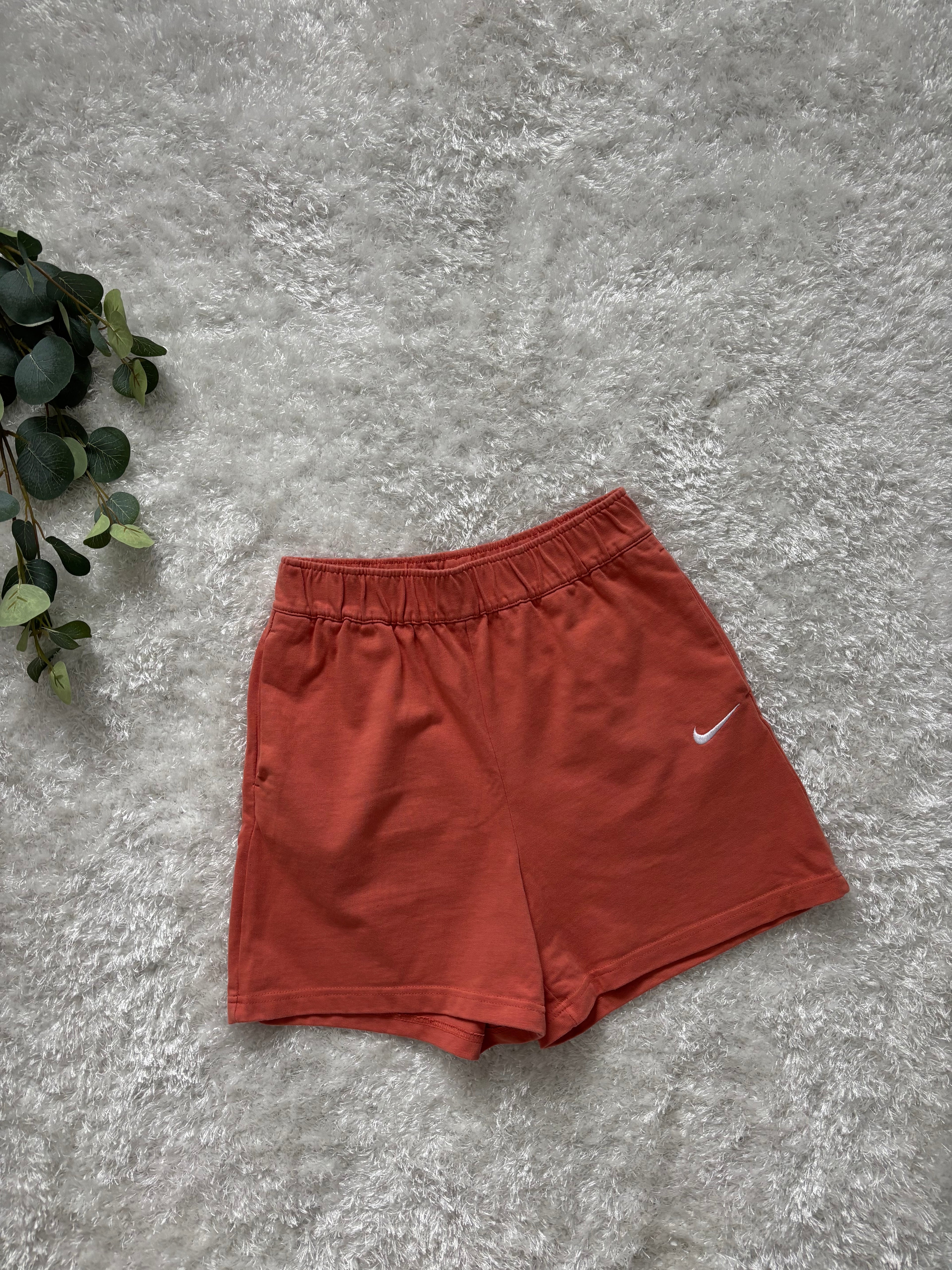 Nike Shorts (Дамско)
