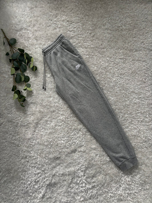 Nike TrackPants