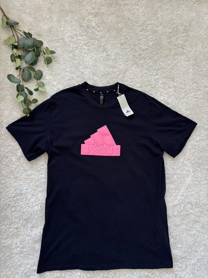 Adidas T-Shirt