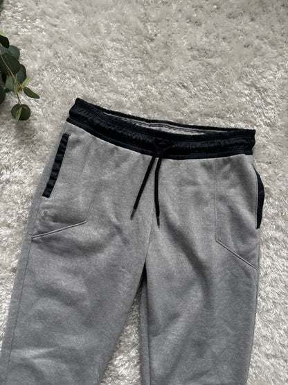 Under Armour TrackPants