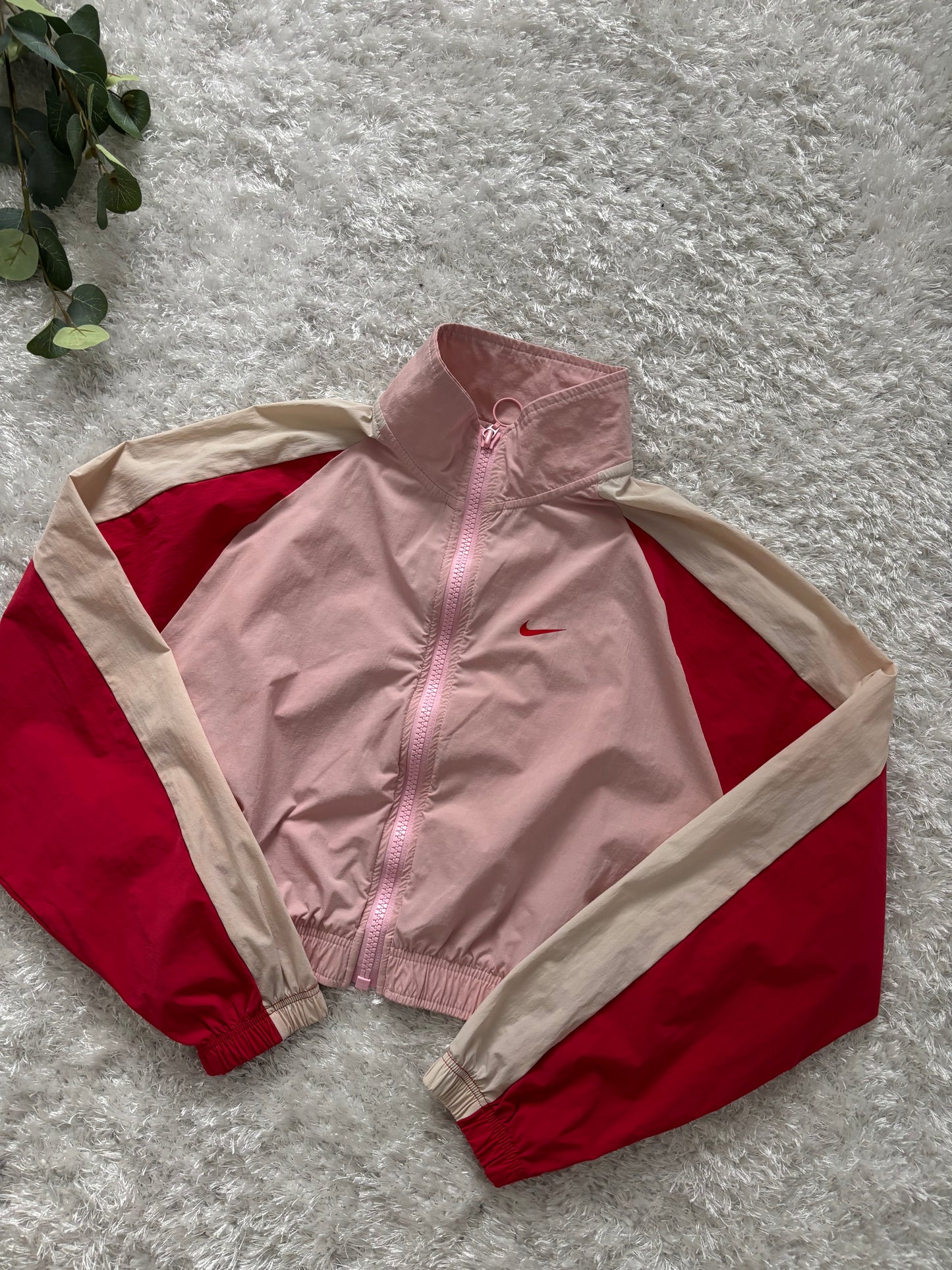 Nike Crop Top Windbreaker