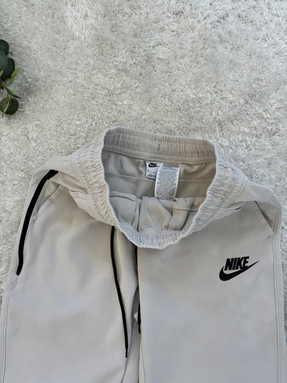 Nike TrackPants