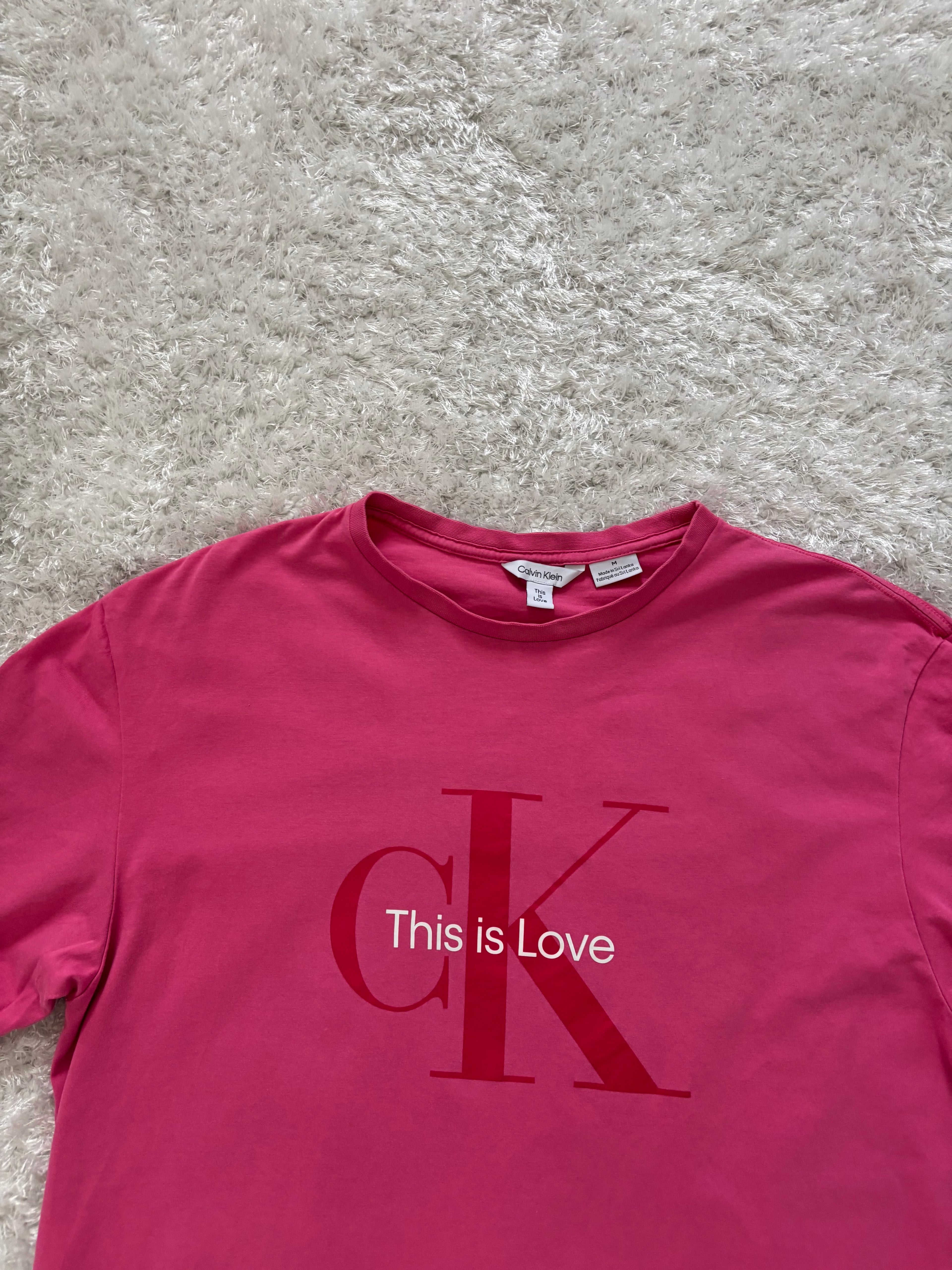 Calvin Klein T-Shirt
