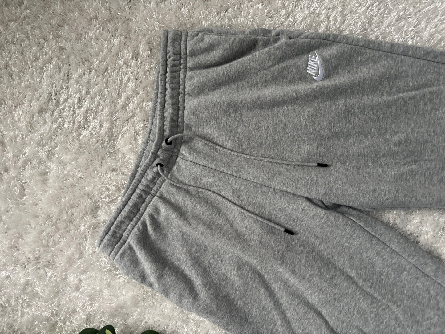 Nike TrackPants