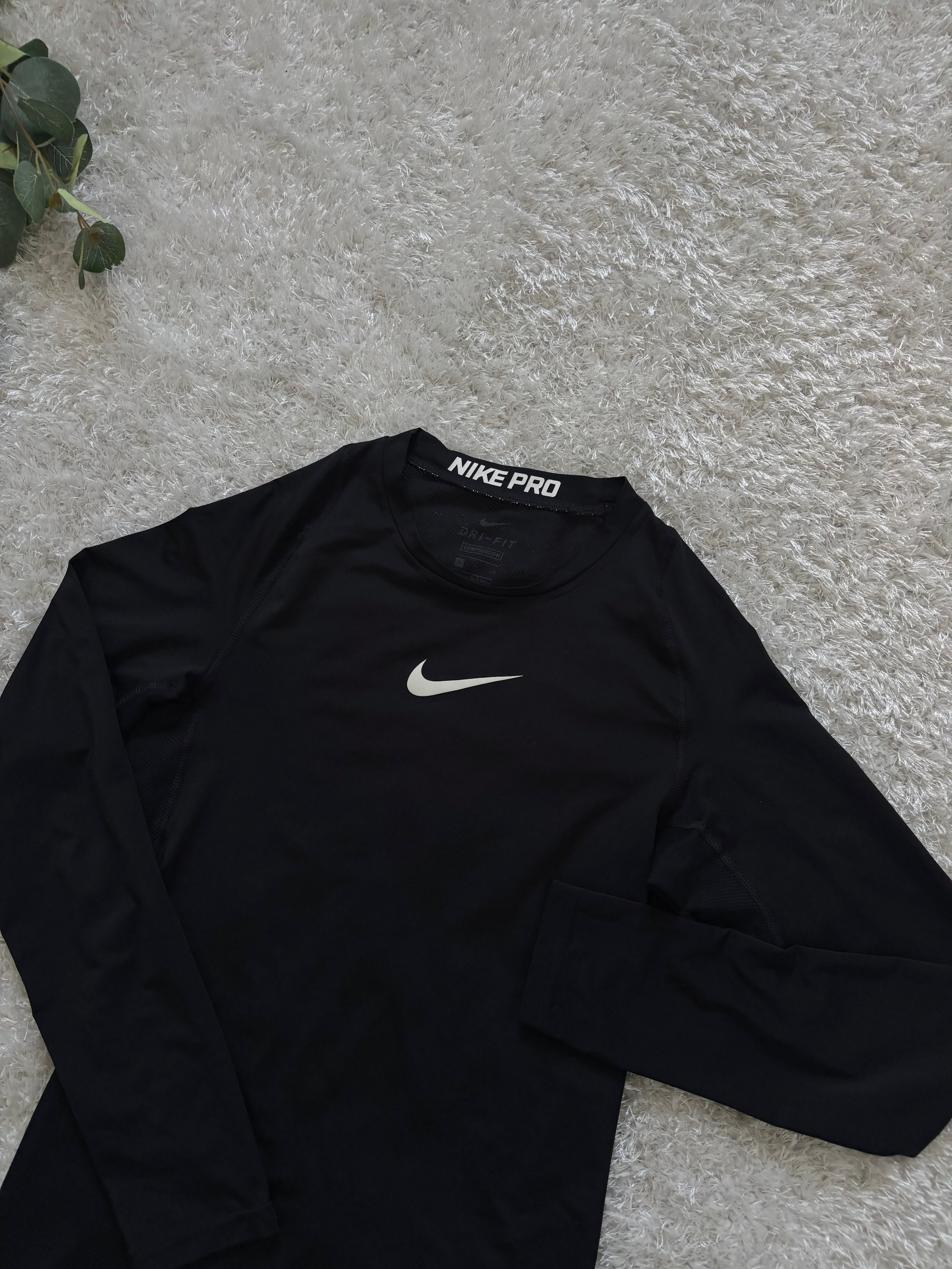 Nike Pro
