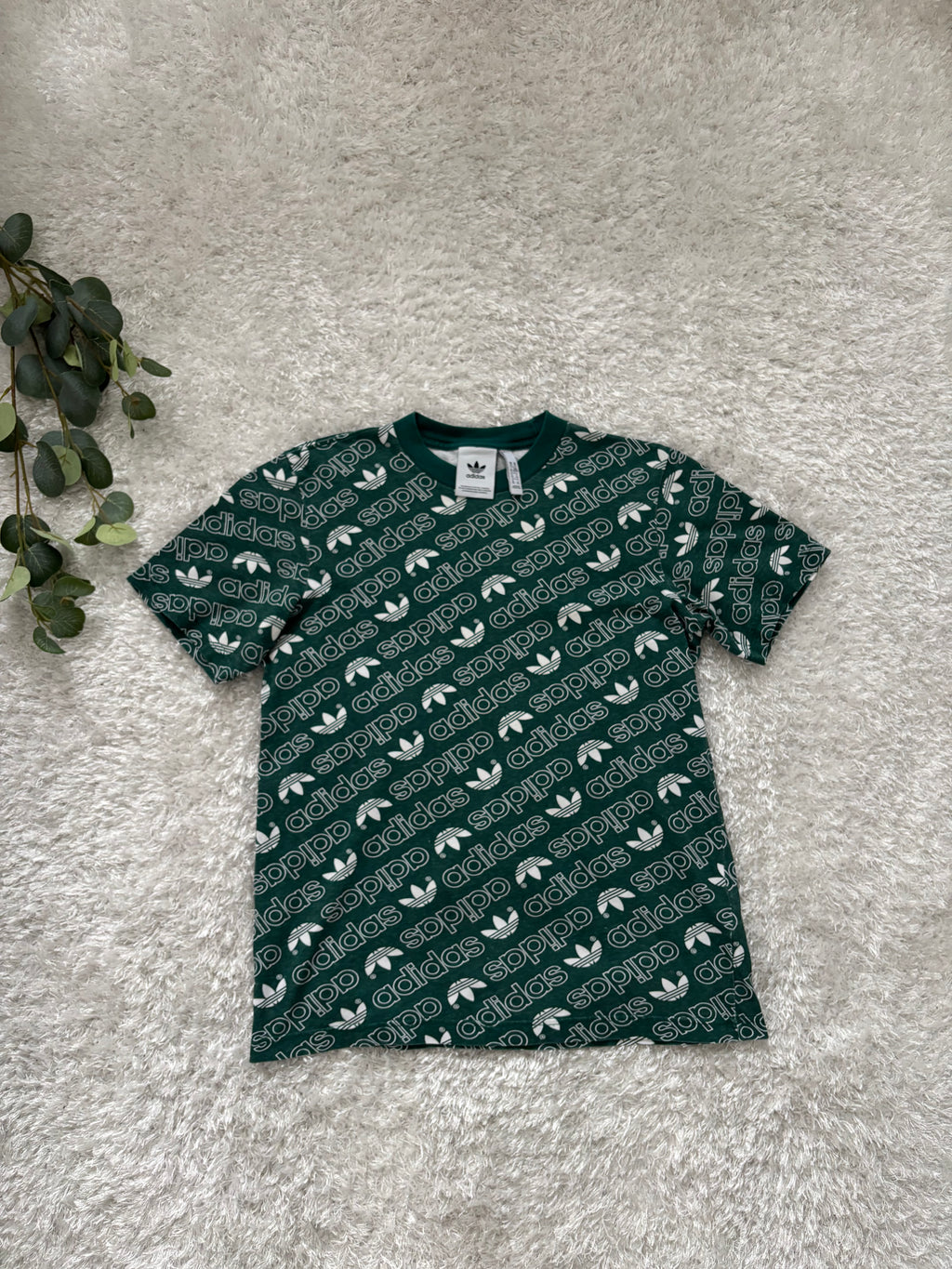 Adidas T-Shirt