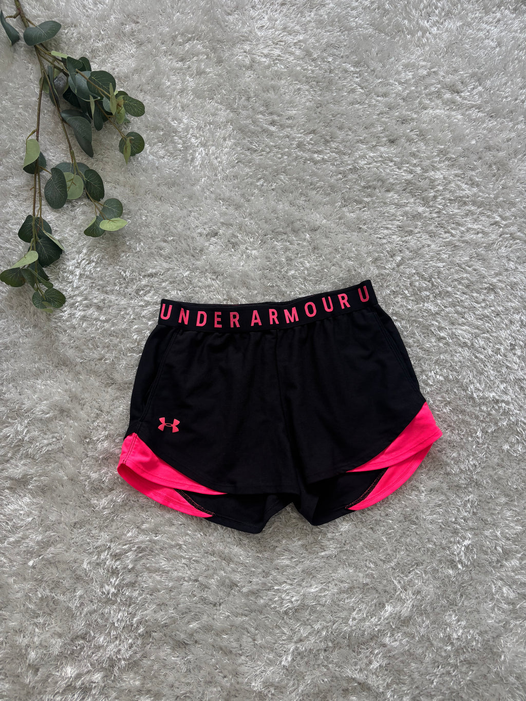 Under Armour Shorts (Дамско)